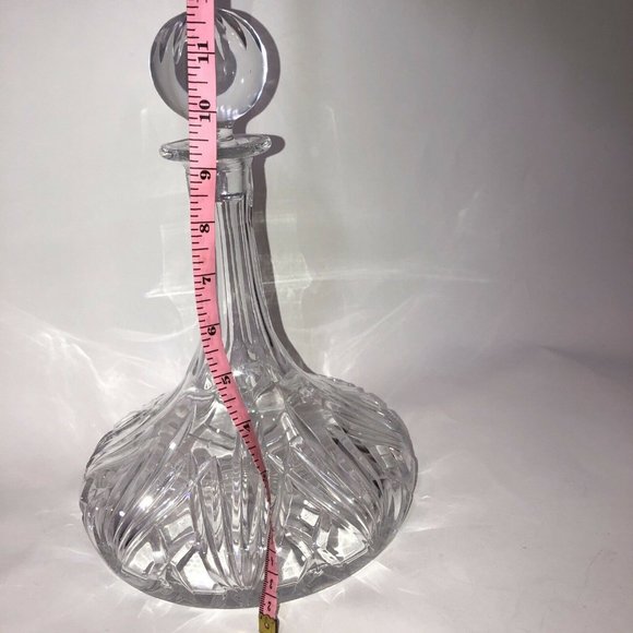 VTG Heavy Clear Cut Lead Crystal Glass Flare Ship's Table Decanter 8" - Picture 2 of 12